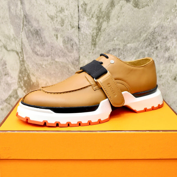 SCARPE ALLACCIATE HM DERBY IN PELLE DI VITELLO MARRONE CHIARO