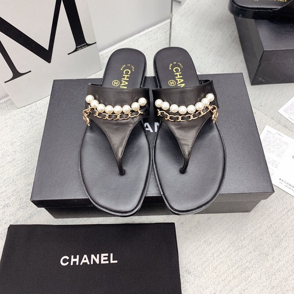 CC 26s Thong Sandals 2cm Pearl Leather 163419