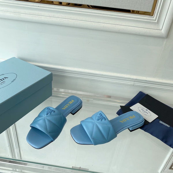 Pra Slide 25 Quilted Sky Blue in pelle