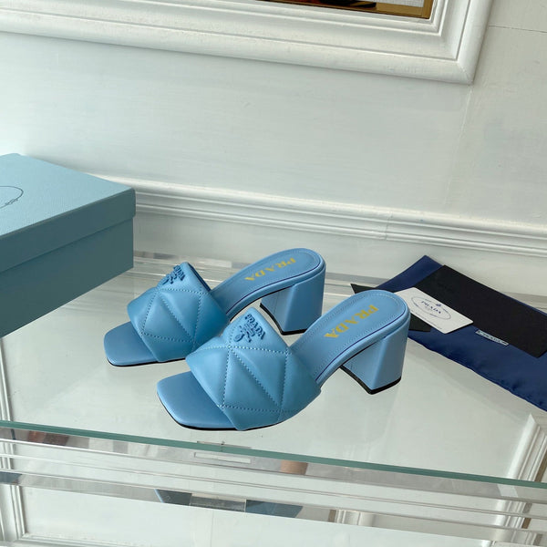SANDALI CON TACCO IN NAPPA TRAPUNTATA PRA SKY LAMBSKIN