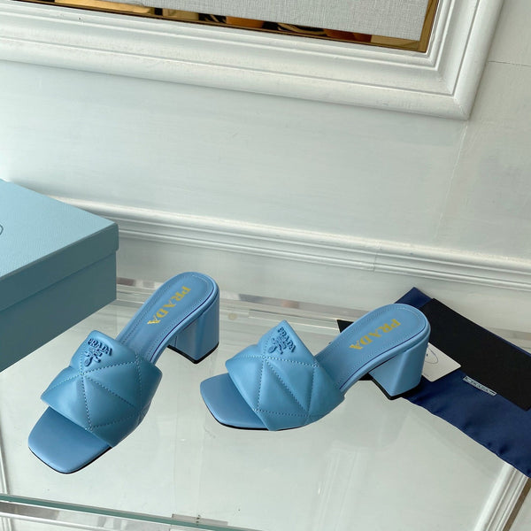 SANDALI CON TACCO IN NAPPA TRAPUNTATA PRA SKY LAMBSKIN