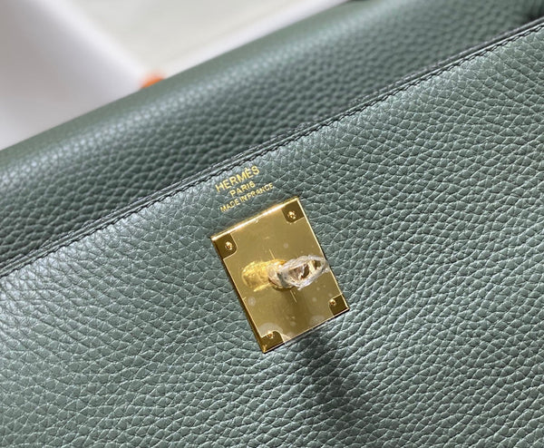BORSA HM KELLY 32CM IN PINO TOGO GOLD HARDWARE