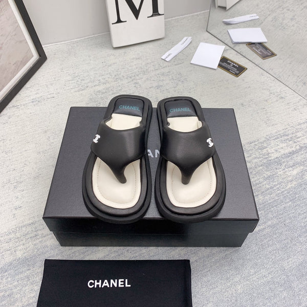 CC 26s Thong Sandals 2cm Leather 163422