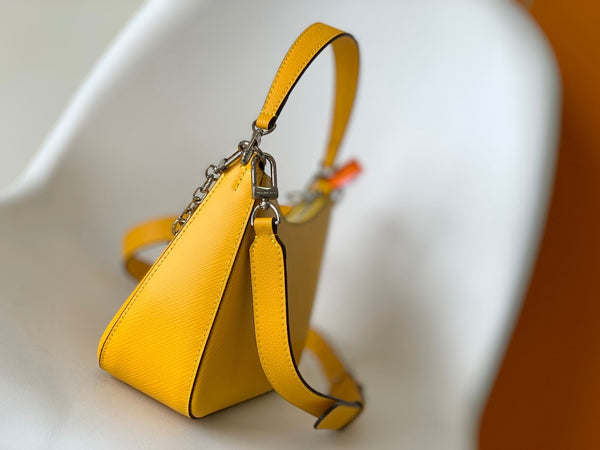 LV Marelle 25cm Pelle bovina Epi Grain gialla Metallo HW