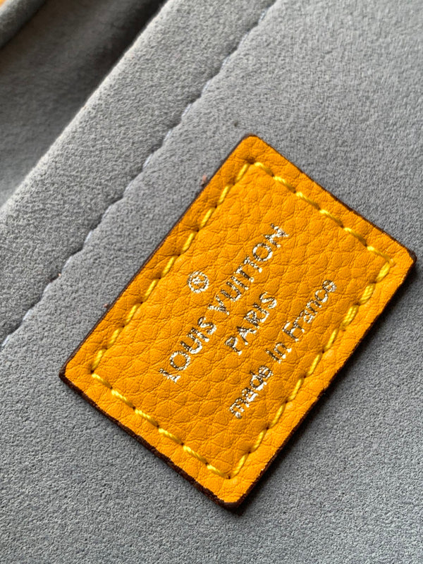 LV Marelle 25cm Pelle bovina Epi Grain gialla Metallo HW