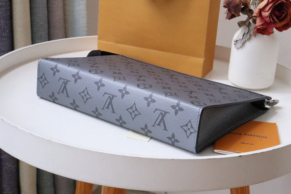 LV M30840 Pochette Voyage MM Grey Monogram Canvas 217075