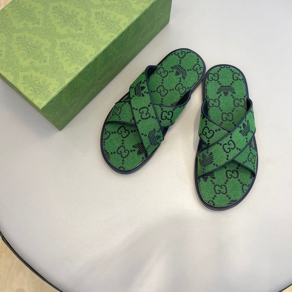 Sandali da uomo GG x Adidas Slide in tela verde 558905