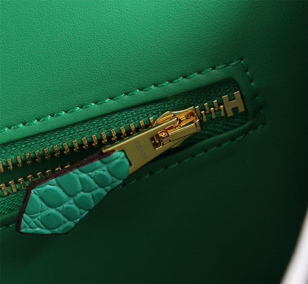 HM CONSTANCE 23 MALACHITE GREEN CROCODILE EMBOSSED CALFSKIN GOLD HARDWARE