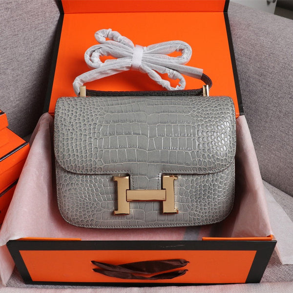 HM CONSTANCE 23 LIGHT GREY CROCODILE EMBOSSED CALFSKIN GOLD HARDWARE
