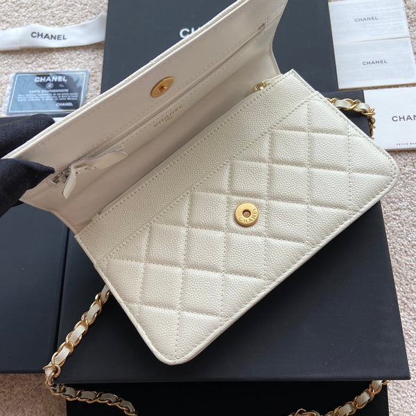 Borsa con patta con logo CC 20 cm Bianco Caviale GHW 235169