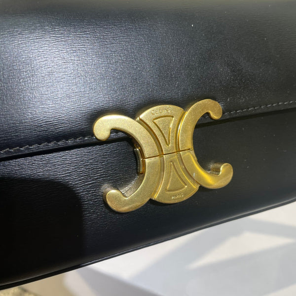 cinturino in pelle di vitello nera classic triomphe 20 hardware dorato