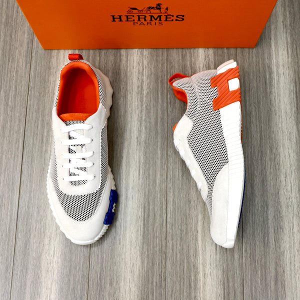 HM BOUNCING SNEAKER CLOUD AND ORANGE BREATHABLE FABRIC