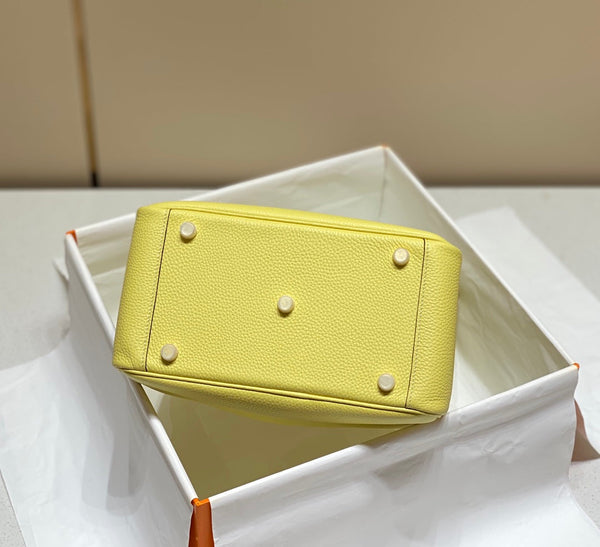 HM LINDY 26 BAG LEMON TAURILLON CLEMENCE LEATHER