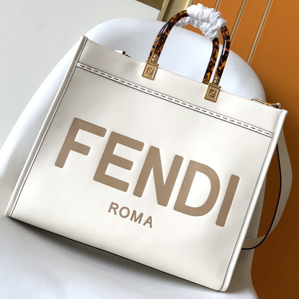 Borsa Fend Sunshine Medium 35 in pelle bianca 