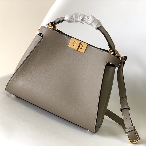 Borsa Peekaboo ISeeU Small da 27 cm in pelle di agnello marrone con finiture dorate 
