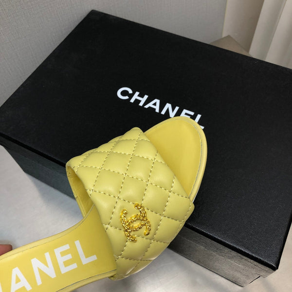 SANDALI TRAPUNTATI A ROMBI DA 6 CM IN PELLE DI AGNELLO GIALLO BRILLANTE