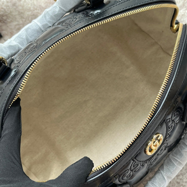 BORSA A MANO MATELASSÉ 31 IN PELLE DI VITELLO GOFFRATA NERA E FERRAMENTA ORO