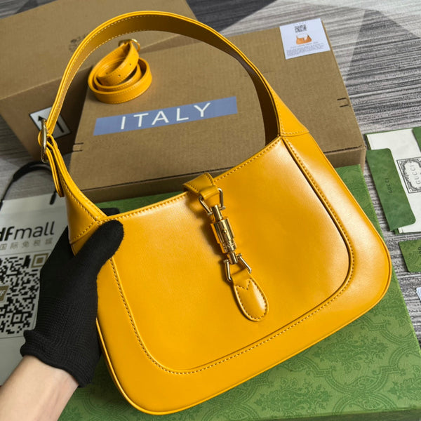 BORSA A TRACOLLA GG JACKIE SMALL 28 IN PELLE DI VITELLO GIALLA