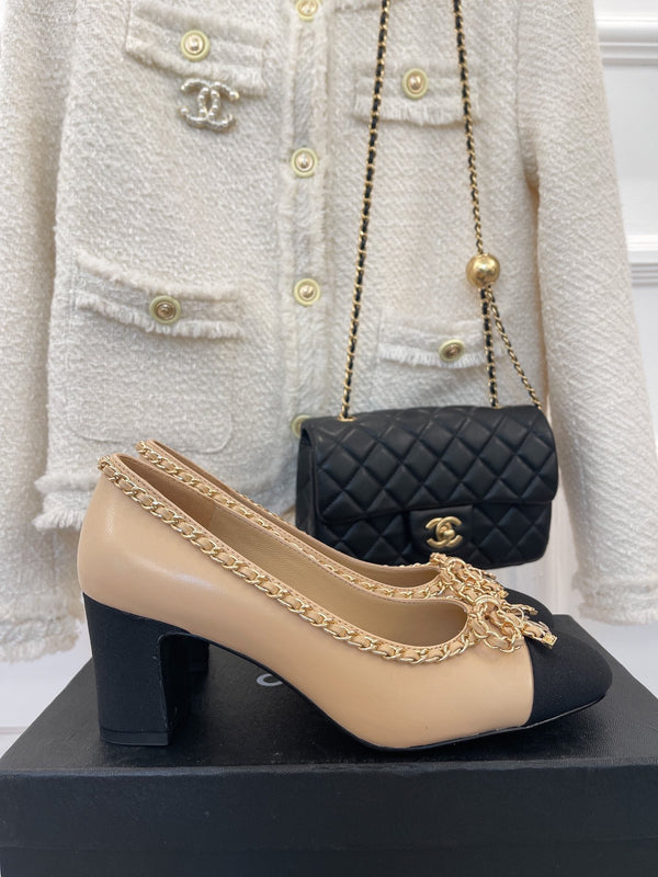 Scarpe con tacco alto CC 65mm Beige con catena a farfalla in pelle di agnello