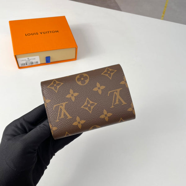 Portafoglio LV M62472 Victorine in tela monogramma marrone 221679