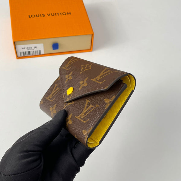 Portafoglio LV M41938 Victorine in tela monogramma marrone giallo 221674