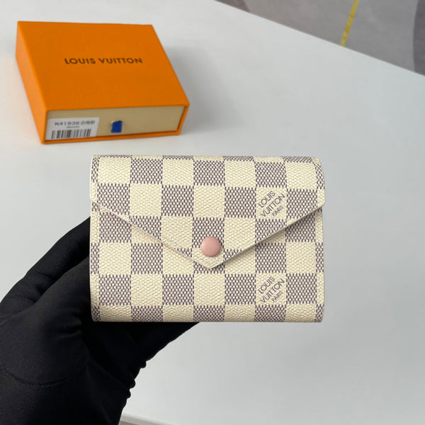 Portafoglio Victorine in cartone LV M41938, tela monogramma bianca 221678