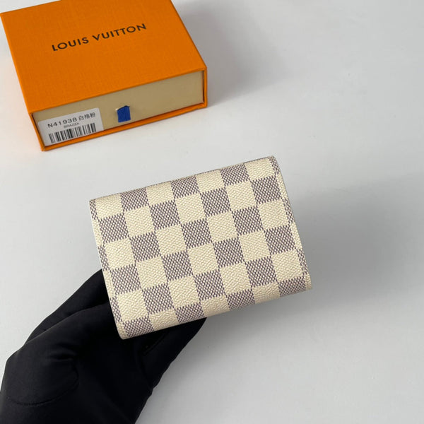 Portafoglio Victorine in cartone LV M41938, tela monogramma bianca 221678