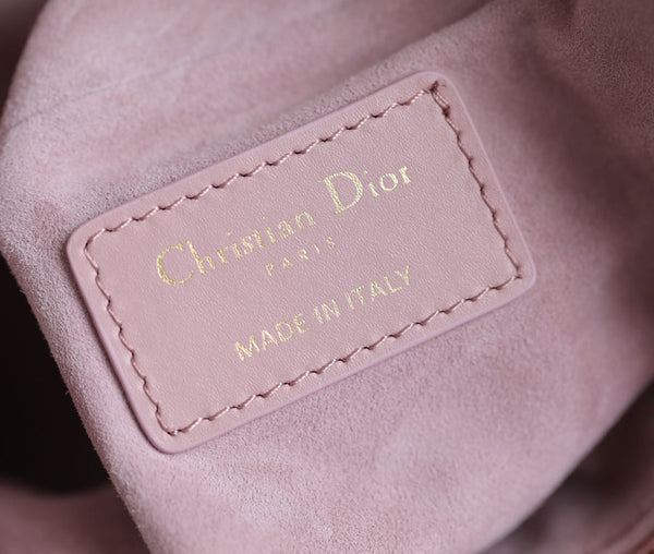 MINI CARO BAG 25 IN PELLE DI AGNELLO ROSA CHIARO
