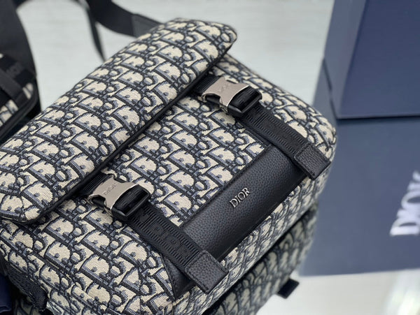 BORSA MEDIA 31 CON TRACOLLA IN JACQUARD OBLIQUO BEIGE E NERO E PELLE DI VITELLO