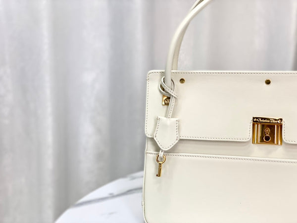 BORSA A MANO PARISIENNE 30 IN PELLE DI VITELLO LISCIA BIANCA
