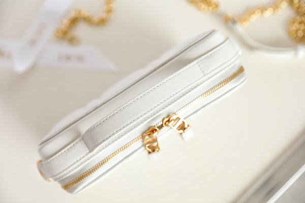BORSA CARO BOX 19 IN PELLE DI VITELLO BIANCA