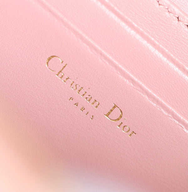 BORSA CARO BOX 19 IN PELLE DI VITELLO ROSA CHIARO