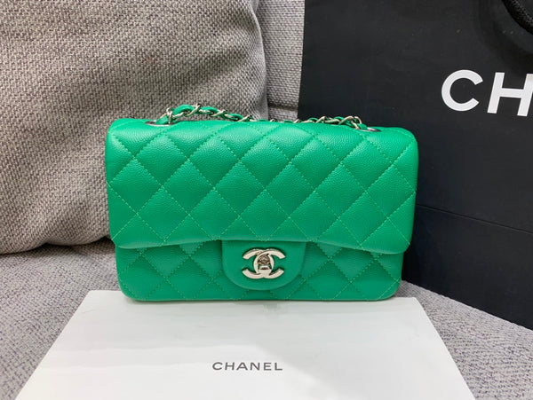 borsa con patta mini 20 cm verde scuro caviale hardware argento 