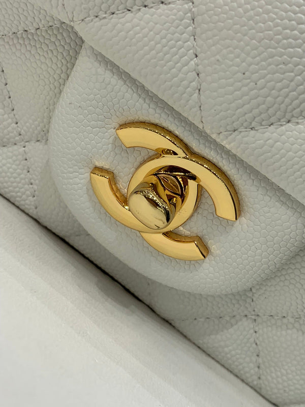 borsa con patta mini 20 cm caviale bianco hardware oro 
