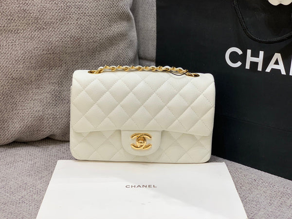 borsa con patta mini 20 cm caviale bianco hardware oro 