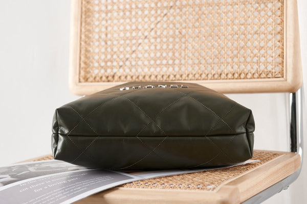 cc 22 hobo pelle di vitello oliva hardware argento