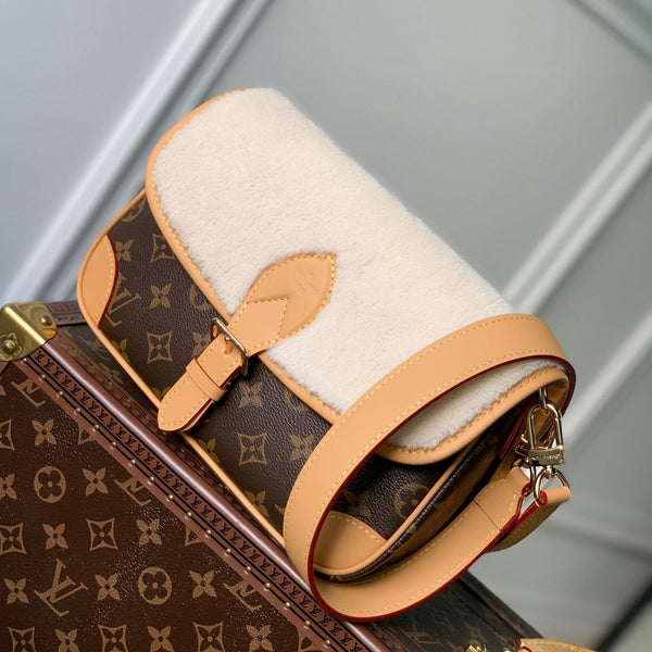 diane 24 tela monogramma marrone pile bianco
