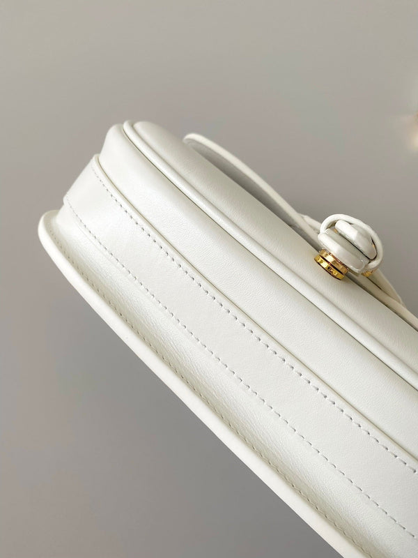 borsa media east west bobby 22cm in pelle di vitello bianca ghw