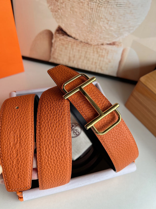 FIBBIA PER CINTURA HM ROYAL E CINTURINO REVERSIBILE IN PELLE NERA E ARANCIONE 32 MM FERRAMENTA ORO