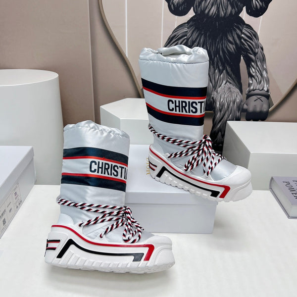 CD Platform Snow Boots White Navy Blue Cowhide Nylon Fabric 539652