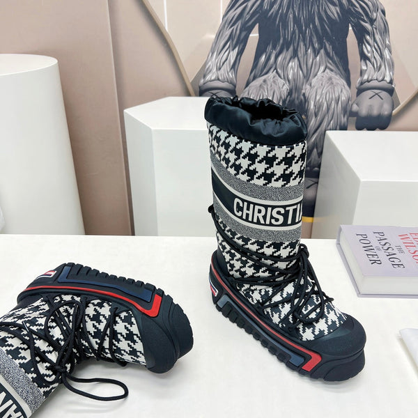 CD Platform Snow Boots Black White Cowhide Nylon Fabric 539656