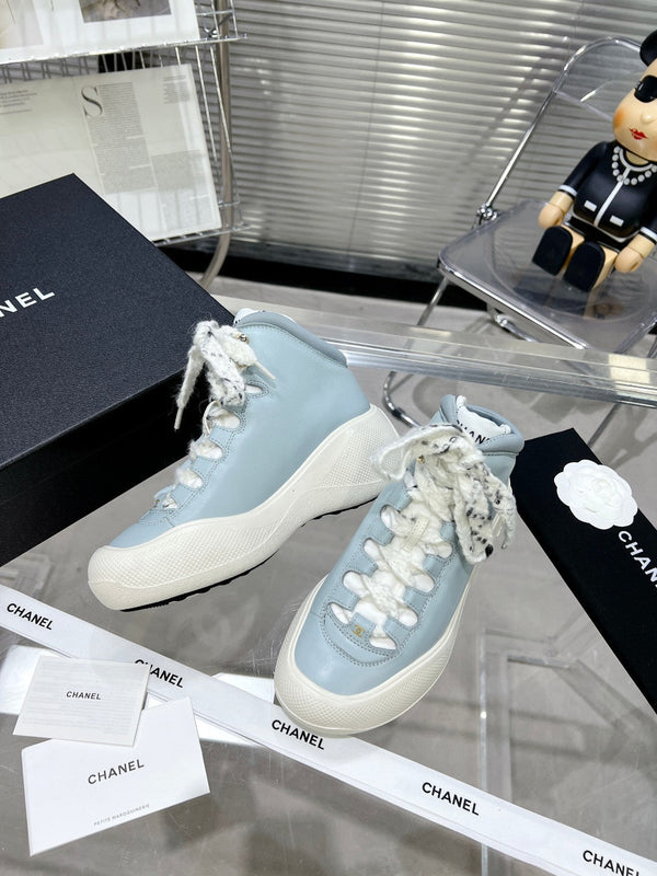 SNEAKER CC CANO ALTO IN VITELLO BLU CIPRIA E GOMMA BIANCA