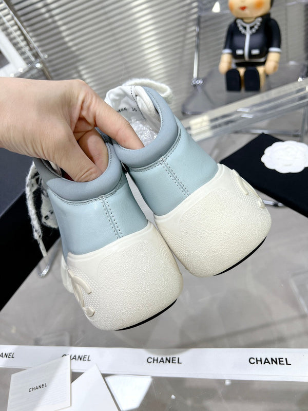 SNEAKER CC CANO ALTO IN VITELLO BLU CIPRIA E GOMMA BIANCA