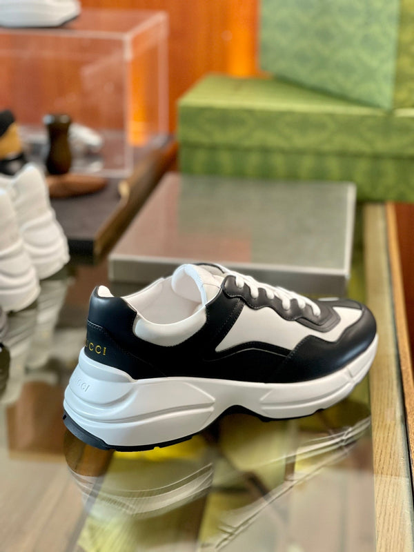 Sneaker GG Rhyton da uomo in pelle di mucca 524505