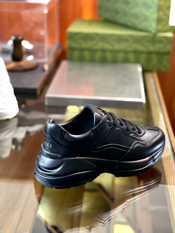 Sneaker GG Rhyton da uomo in pelle di mucca 524505