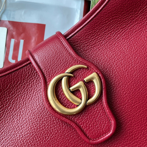 BORSA A TRACOLLA MEDIA 39 IN PELLE DI VITELLO ROSSA E FERRAMENTA ORO