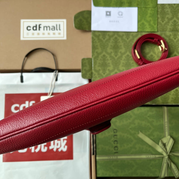 BORSA A TRACOLLA MEDIA 39 IN PELLE DI VITELLO ROSSA E FERRAMENTA ORO