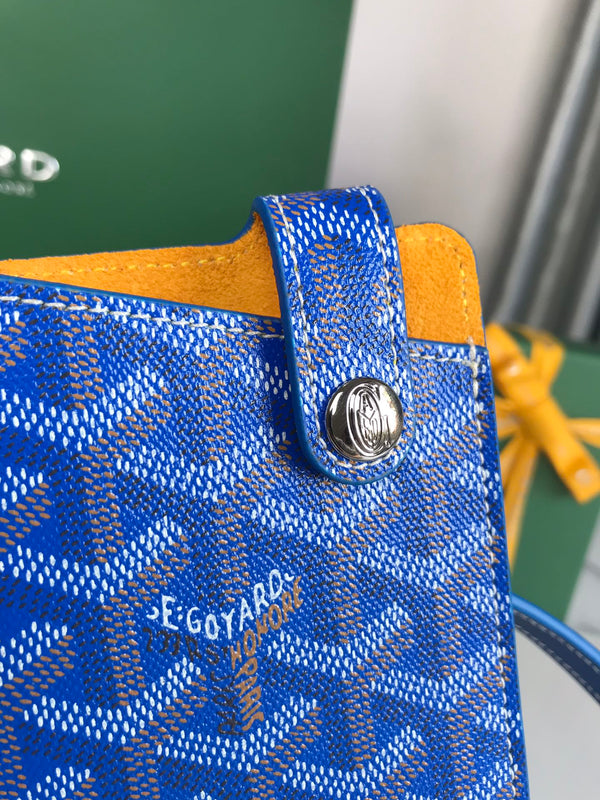 MONTMARTRE GM CASSA 18 IN TELA GOYARDINE BLU ZAFFIRO