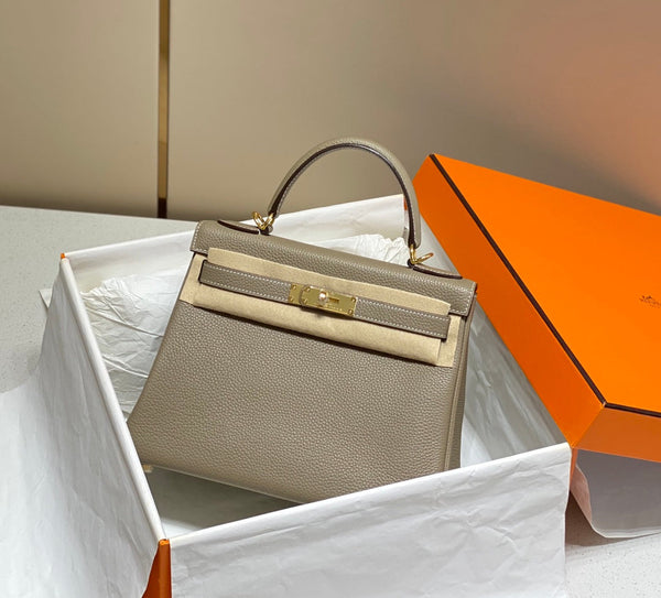 HM KELLY 28CM MARRONE TOGO ORO HARDWARE
