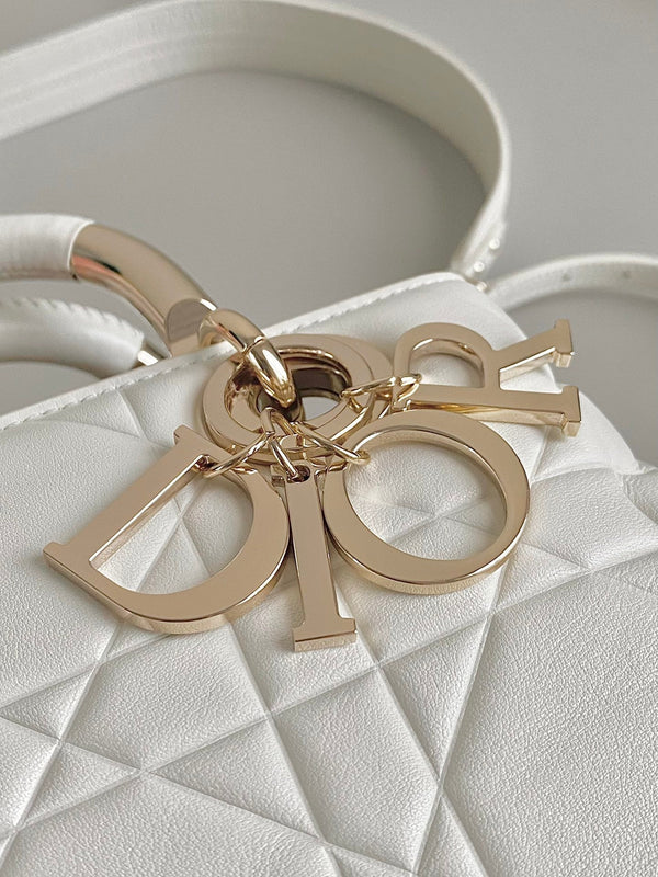 BORSA A MANO LADY 25 IN PELLE DI VITELLO BIANCA